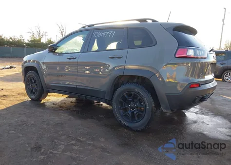 2022 Jeep Cherokee X 4X4 from USA, damaged, VIN 1C4PJMCXXND537812